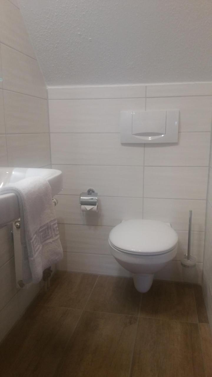 Deluxe Triple Room,767860270:JPEG